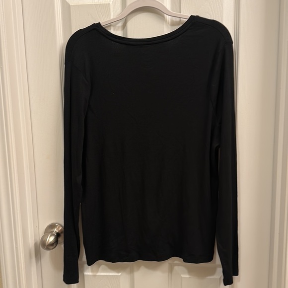a new day black long sleeve - Picture 3 of 3